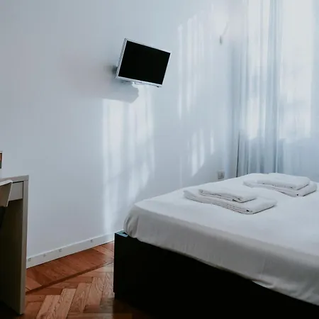 Superstudio 2 Bedrooms Heart Of 밀라노