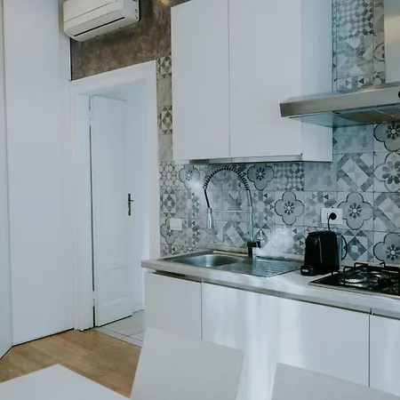 Superstudio 2 Bedrooms Heart Of 아파트 *
